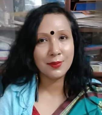 অ রু ণি মা  চ্যা টা র্জী 